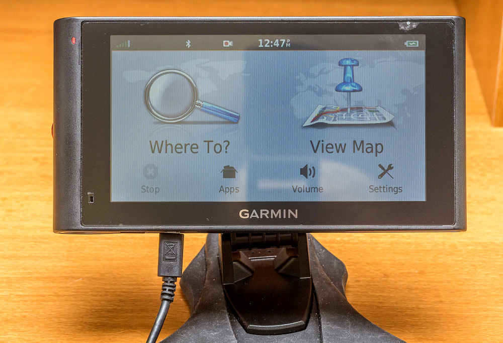 MXH Screen Protector, applied on a Garmin nuviCam LMTHD 6-inch GPS